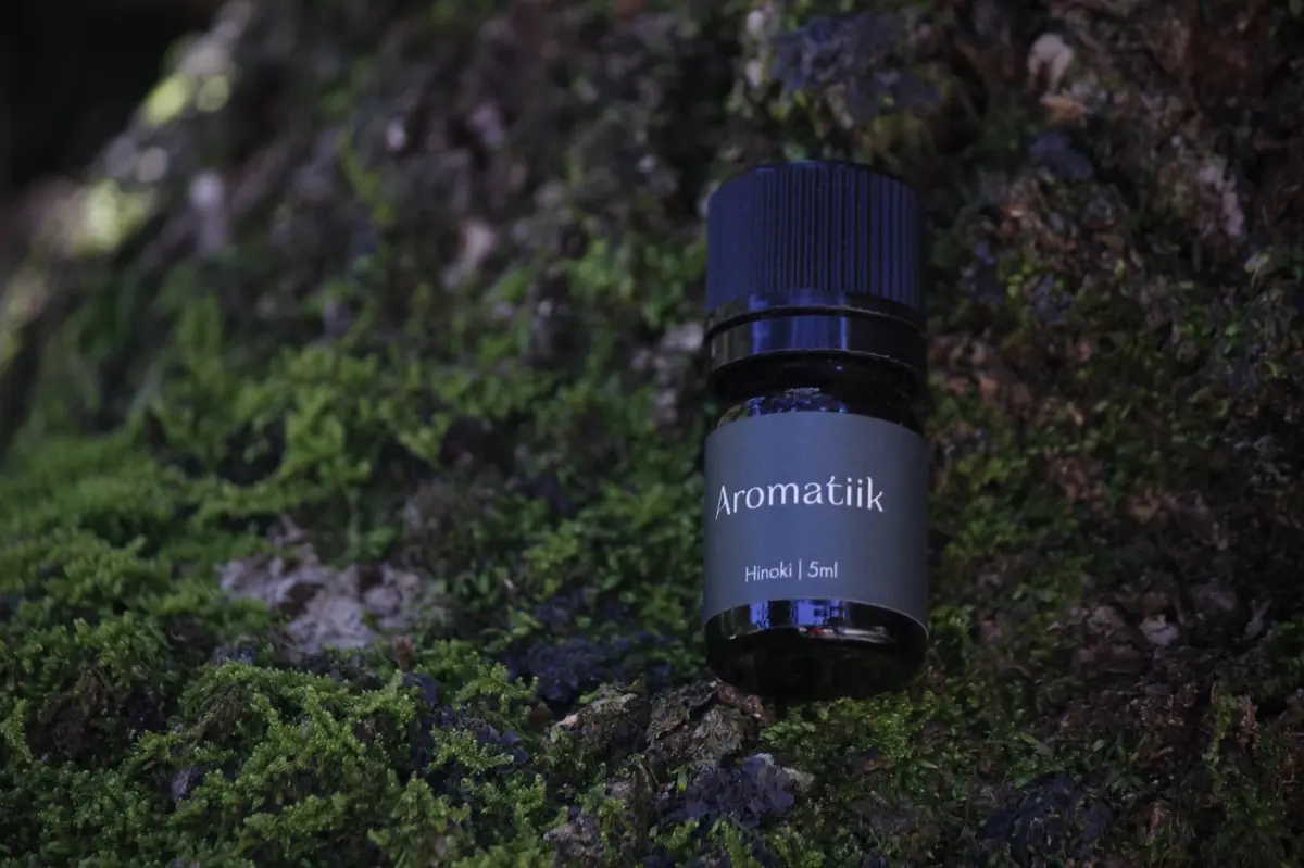 AROMATIIKヒノキ精油